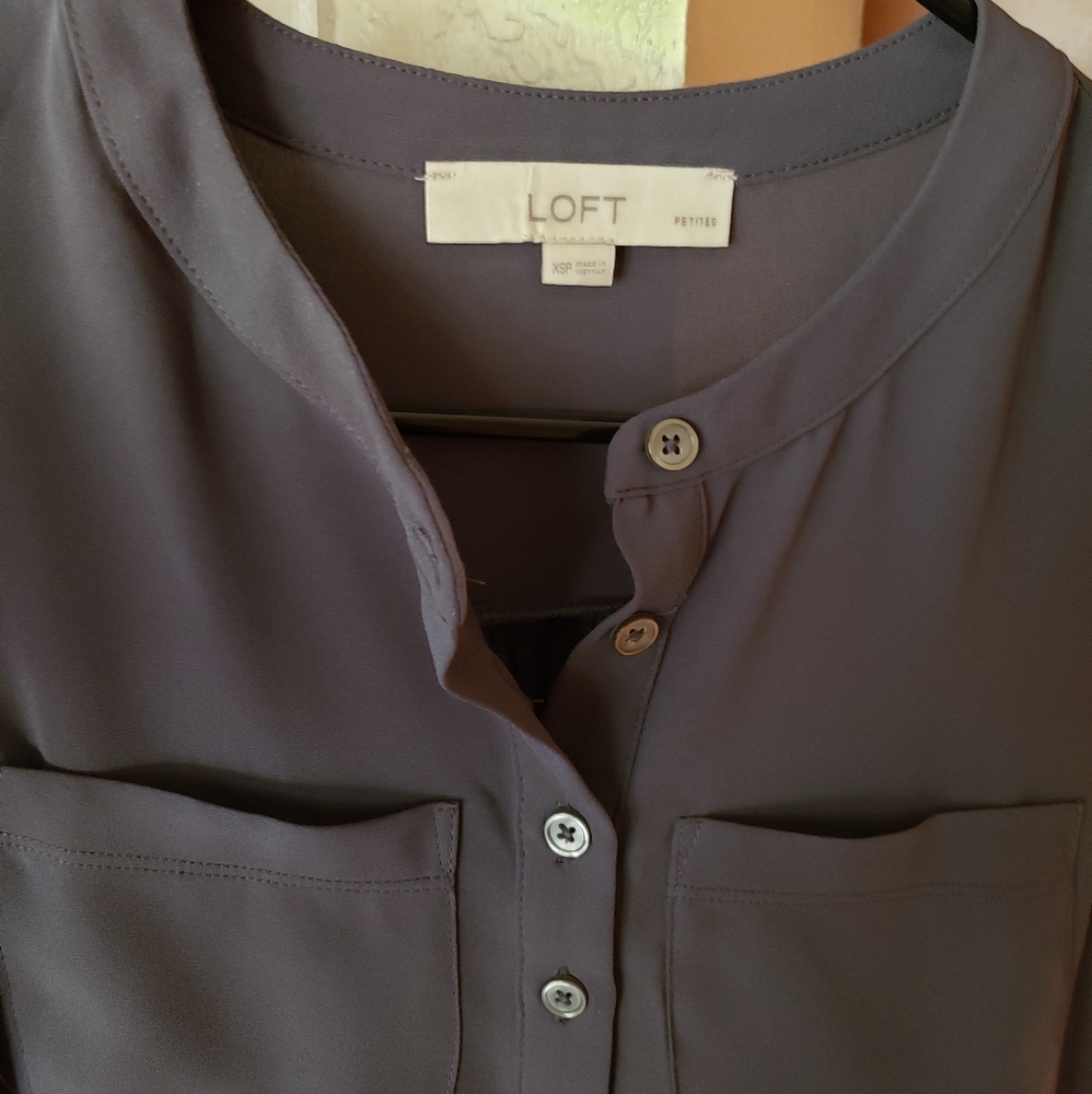 LOFT coastal gray with floral print tank top